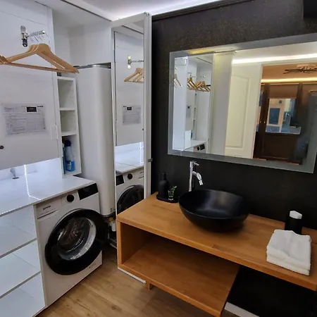 Studio Independant Avec Jacuzzi Et Terrasse Bois-Colombes